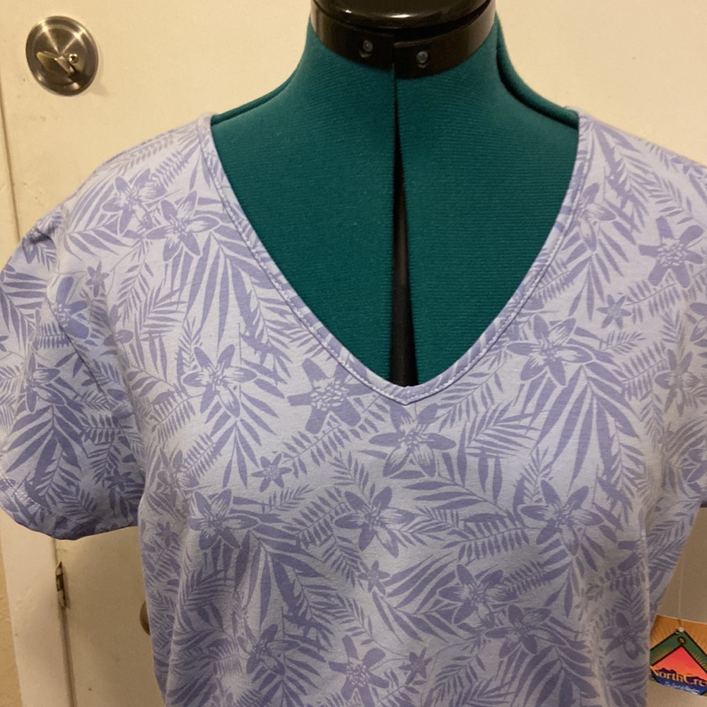 NorthCrest Floral T-Shirt L(14-16) short sleeve - Picture 2 of 7